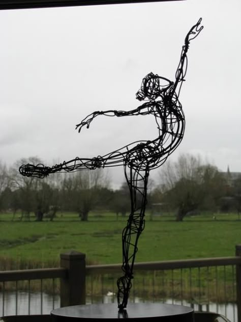 Art Ballerina, 3d Pen Art, Wire Sculptures, Wire Art Sculpture, Art Wire, 3d Studio, Tableau Art, Wire Sculpture, Scrap Metal Art