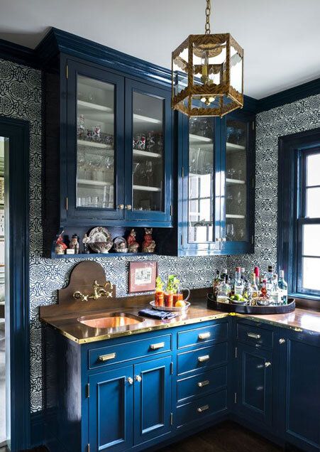 15 Cabinet Door Styles for Kitchens — Urban Homecraft Contrasting Kitchen Island, Kitchen Cabinet Door Styles, Glass Kitchen Cabinet Doors, Patterned Tile Backsplash, Wooden Countertops, White Tile Backsplash, Blue Kitchen Cabinets, Black Countertops, Cabinet Door Styles