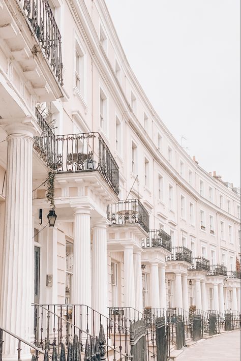 A Victorian crescent in Holland Park, London Buns From Home, Pretty Streets, Holland Park London, Europe Living, Royal Crescent, Magnolia Parks Universe, London Photoshoot, London Neighborhoods, Places To Visit In London