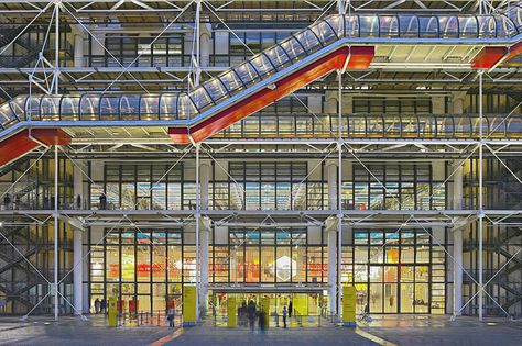 The Centre Pompidou in Paris. Renzo Piano, Richard Rogers, and Gianfranco Franchino. Pipes Design, Renzo Piano Architecture, Richard Rogers, Paris Landmarks, Paris Architecture, Josephine Baker, Architecture Landmark, Renzo Piano, Frank Gehry