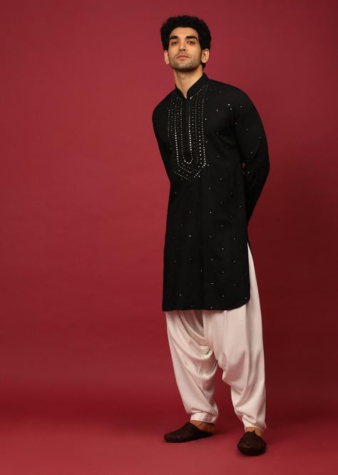 Men Ethnic Wear India, Black Pathani, Sangeet Outfit For Men, Indo Western Outfits For Men, Traditional Indian Mens Clothing, Kurta Designs Men's, India Fashion Men, Pathani Suit, Mens Traditional Wear