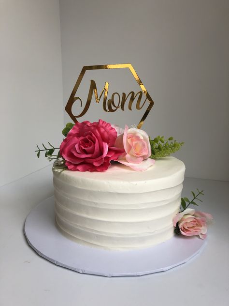 Fondant Cake Ideas For Women Birthday, Simple Mother's Day Cake, Small Birthday Cake For Mom, Simple Birthday Cakes For Mom, Cake Ideas For Women Birthday Mom, Cake Designs Birthday For Mother, Mom Birthday Cake Ideas Mothers Simple, Simple 50th Birthday Cake For Women, Mothers Cake Ideas Birthdays