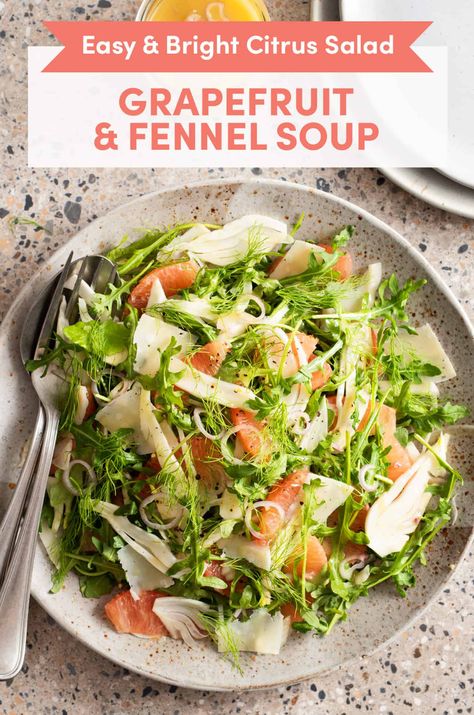 Inspired by a classic Sicilian recipe, this colorful Grapefruit and Fennel Salad is the perfect combination of bright, mellow, sour, and salty. Salad With Grapefruit, Fennel Soup, Grapefruit Salad, Parmesan Salad, Salads Recipes, Yummy Salads, Citrus Salad, Fennel Salad, Easy Salad