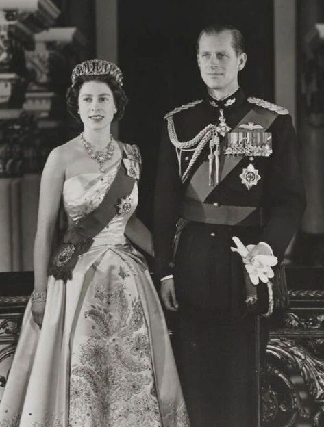 Elizabeth Philip, Young Queen Elizabeth, Rainha Elizabeth Ii, Reine Elizabeth Ii, Duke Of Edinburgh, Elisabeth Ii, Prince Phillip, Princess Elizabeth, Royal Queen