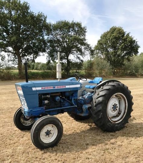 FORD-5000. Tractor. Ford 5000 Tractor, Farm Images, Ford Tractor, Lawn Tractors, Utility Tractor, New Tractor, Classic Tractor, Ford Tractors, Antique Tractors