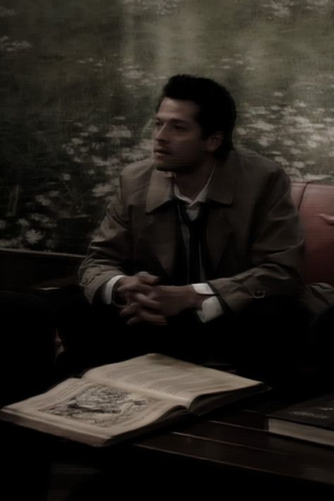 Cas ,castiel  supernatural wallpaper aesthetic , castiel aesthetic wallpaper , cas aesthetic Castiel Aesthetic, Cas Supernatural, Castiel Supernatural, Smile Wallpaper, Supernatural Wallpaper, Supernatural Pictures, My Guardian Angel, Sam Dean, 99 Problems