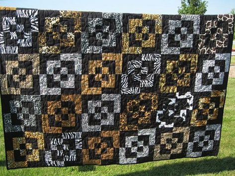 Free "Bento Box" Jelly Roll Tutorial With Animal Print Example! – JellyRollFabric.net Bento Box Quilt, Jelly Roll Patterns, Block Quilts, Quilting Inspiration, Animal Skin, Jelly Roll, Quilt Patterns Free, Animal Prints, Bento Box