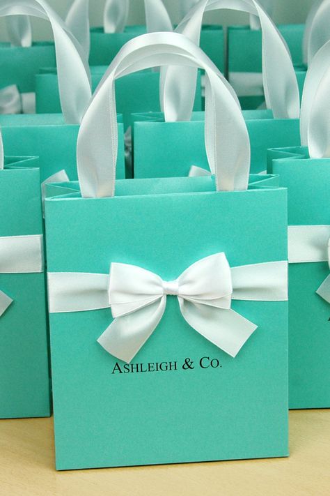 Bridal Shower Gift Bags, Tiffany Bridal Shower, Tiffany's Bridal, Tiffany Party, Hen Party Gifts, Tiffany Wedding, Bridal Party Favors, Groomsman Gift, Bridemaids Gifts