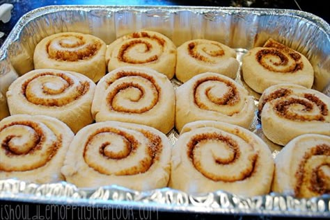 Freezer Breakfast Pastries, Freezer Cinnamon Rolls Recipe, Cinnamon Rolls Homemade Freezable, Freezer Friendly Cinnamon Rolls, Make Ahead And Freeze Cinnamon Rolls, Freeze Cinnamon Roll Dough, Selling Cinnamon Rolls, Freezing Homemade Cinnamon Rolls, Freezer Cinnamon Rolls