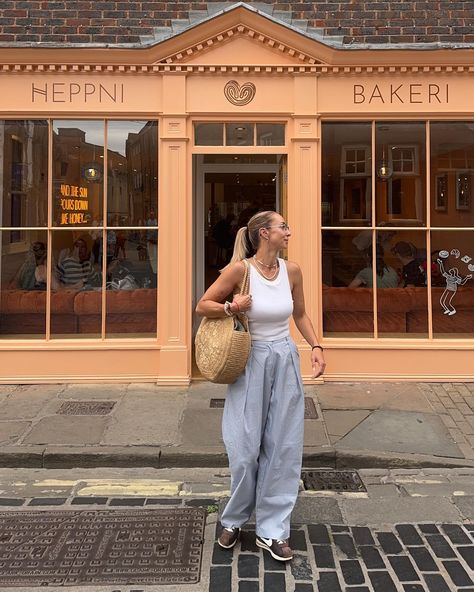 Definitely my fave spot in York for a coffee and a pastry in my new fave trews from @glassworkslondon just the nicest fit. Love a wide leg trouser especially in a blue and white stripe and I really like how they taper in slightly at the ankle. ☕️🥐👟💙✨ Linen Pants With Sneakers Outfit, Pants With Sneakers Outfit, Linen Pants With Sneakers, Striped Wide Leg Pants Outfit, Wide Leg Pants Outfit, Leg Pants Outfit, Striped Wide Leg Pants, Sneakers Outfit, Linen Pants