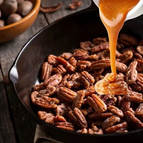 Easy and Crunchy Butter Toffee Pecans Recipe In 20 Minutes Butter Toffee Pecans Recipe, Toffee Pecans Recipe, Butter Toffee Pecans, Pecan Toffee Recipe, Toffee Pecans, Maple Pecans, Hawaiian Bread, Butter Toffee, Roasted Pecans