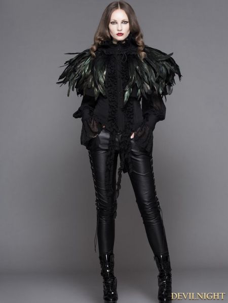 Long Cloak, Black Velvet Coat, Feather Collar, Vampire Fashion, Long Hooded Coat, Cape For Women, Mode Steampunk, Feather Coat, Cloak Coat