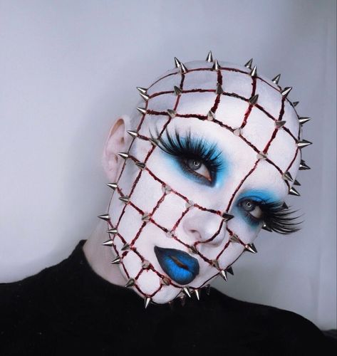 Female Pinhead Costume, Diy Pinhead Costume, Pin Head Costume, Pin Head Makeup, Cenobite Makeup, Horror Cosplay Ideas, Hellraiser Makeup, Halloween Makeup 2023, Pinhead Cosplay