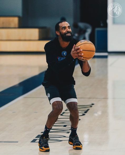 NBA basketball player Mike Conley of the Minnesota Timberwolves Wearing Sportiqe Rowan Hoodie Wizards Basketball, Orlando Magic Basketball, Mike Conley, Milwaukee Bucks Basketball, Kevin Durant Brooklyn Nets, Connecticut Sun Wnba, Basketball Players Nba, Minnesota Timberwolves, Basketball Player