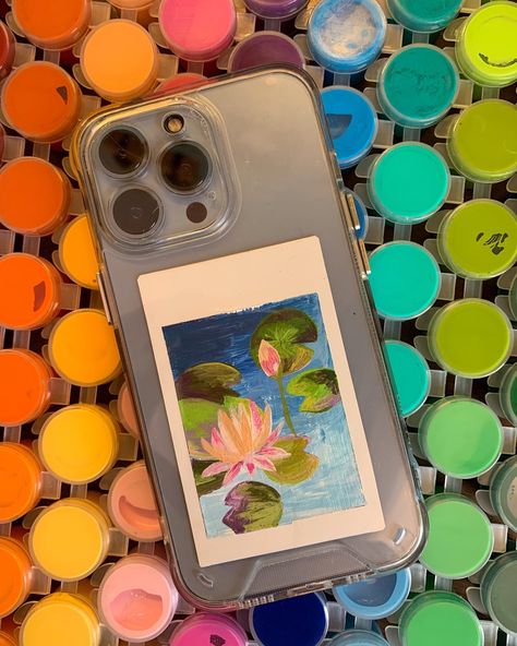 I painted a ruined intax polaroid and decided to use it as decor for my phone cover #acrylic #painting #paintingart #illustration Phone Polaroid Painting, Polaroid Frame Painting, Phone Cover Painting Acrylic, Phone Case Painting Ideas, Phone Cover Painting, Polaroid Painting, Polaroid Art, Cover Painting, Phone Case Diy Paint