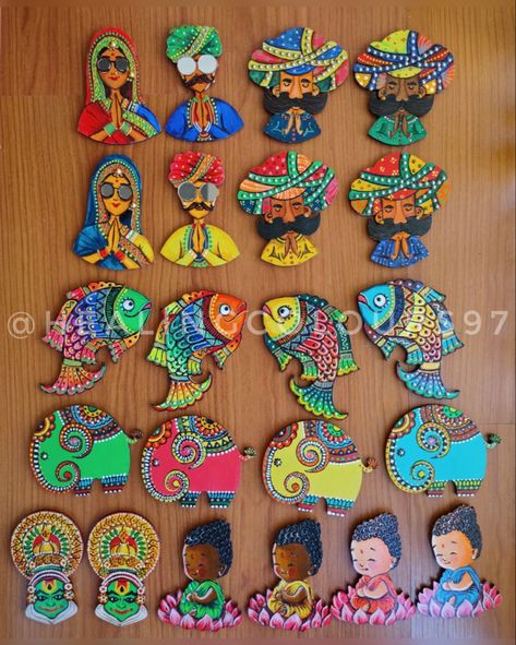 Indian Fridge Magnets, Creative Fridge Magnets, Fridge Magnets Painting Ideas, Hand Painted Fridge Magnets, Lippan Art Fridge Magnet, Cute Fridge Magnets Diy, Wallputty Crafts, Fridge Magnets Ideas Creative, Fridge Magnets Diy