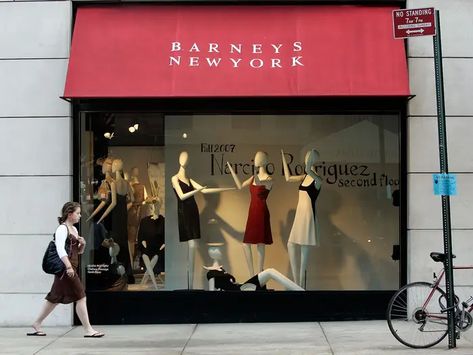 Barneys New York History Includes a Rise and a Fall Nyc Upper East Side, New York Shopping, Senior Fashion, Television Advertising, Fashion Director, Fashion Student, Will And Grace, Nyc Shopping, Black Person