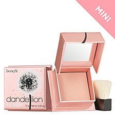 Benefit Cosmetics Box O' Powder Dandelion Twinkle Mini Benefit Dandelion Twinkle, Benefit Highlighter, Benefit Dandelion, Alat Makeup, Matcha Benefits, Benefit Makeup, Benefits Of Coconut Oil, Cosmetic Box, Powder Highlighter