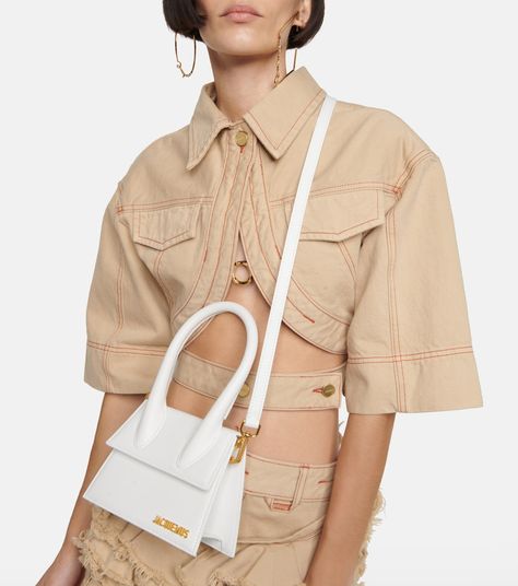 Bags Jacquemus, Jacquemus Le Chiquito Moyen, Le Chiquito Moyen, Jacquemus Bags, Jacquemus Le Chiquito, Jacquemus Bag, Pocket Top, White Bag, Leather Tote Bag