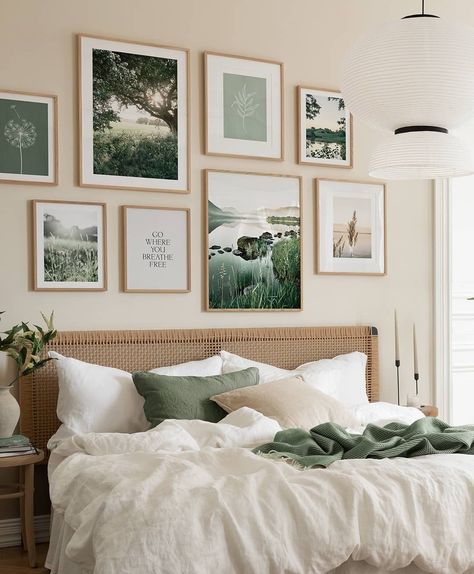 Photowall Ideas, Design Ložnic, Bedroom Wall Decor Ideas, Gallery Wall Bedroom, Gallery Wall Layout, Sage Green Bedroom, Gallery Wall Inspiration, Gallery Wall Living Room, Wall Inspiration