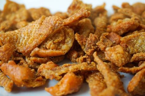 Fried Chicken Skin, Crispy Fried Chicken, Chicken Skin, Keto Meal, Fried Chicken, Keto Diet, Keto Recipes, Close Up, Diet