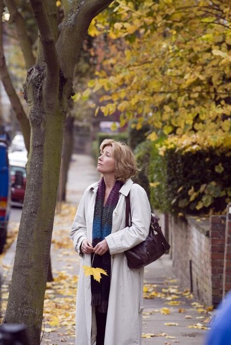 Mellow Autumn, Kate Walker, Kristin Scott Thomas, Photo Stills, Harry Potter Actors, Emma Thompson, Celebrity Photo, Soft Classic, British Actresses