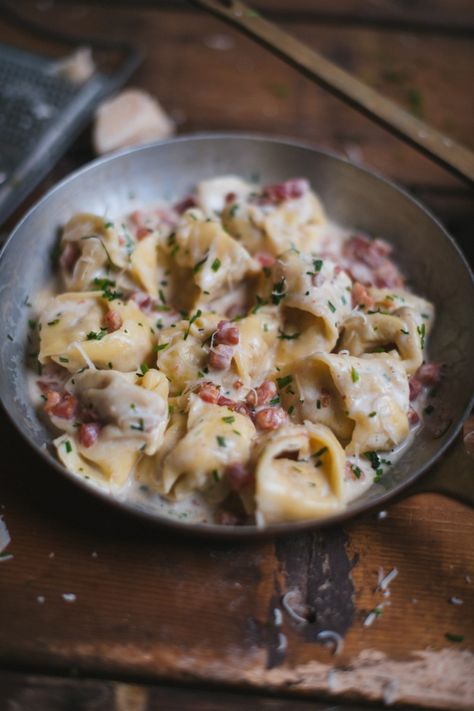 Serves: 4 to 6  Preparation: 1h45  Cooking Time: 30min  Level: Difficult   /// These tortellini are simply the best you will ever eat! Our Maillard homemade tortellini recipe is made out of ground pork and delicious mortadella. Buon appetito! ///   #recipe #recipes #recipesofpinterest #italianrecipes #pasta #pinit #tortellini #maillard #chef #cook #cooking #cookingwithmaillard #food #foodie #foodies #mortadella #pork #yummy #foodporn #foodgasm #eat Mortadella Pasta, Homemade Tortellini, Tortellini Recipe, Ravioli Pasta, Tortellini Recipes, Italian Recipe, Pork Ham, Braised Pork, Ground Pork