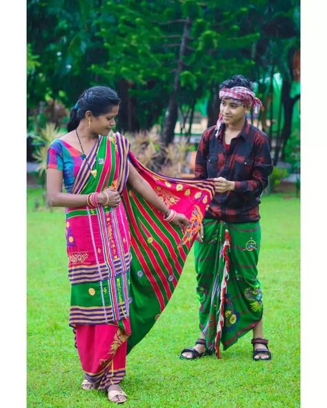 santali Traditional photo 🍒 Santali Love Photo 😘 Santali Photo Santali Traditional Photo, Dil Photos Love, Santali Photo, Downtown Photography, Traditional Photo, Photo Background Images Hd, Easy Love Drawings, Bollywood Couples, Background Images For Quotes