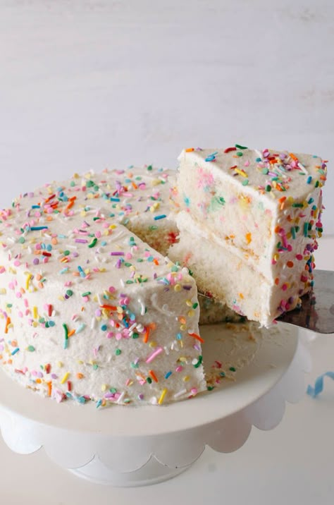 Funfetti Cake Funfetti Cake, Savoury Cake, Food Cakes, Pretty Cakes, Cake Cake, Cute Cakes, Cakes And Cupcakes, Let Them Eat Cake, Beautiful Cakes