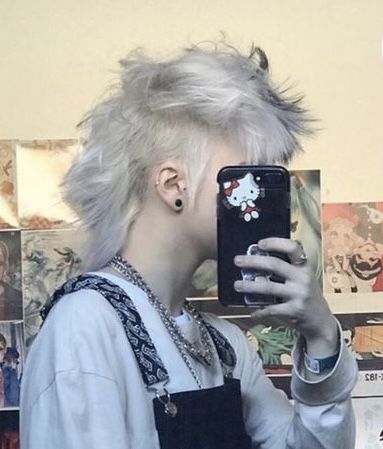 Androgynous Hair, Dyed Hair Inspiration, Hair Inspiration Short, Punk Hair, Alternative Hair, Dye My Hair, Short Hair Haircuts, Hair Reference, Jairzinho