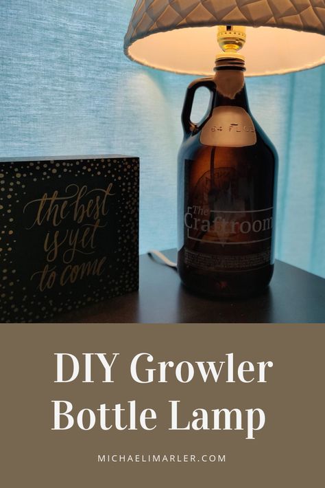 Beer Diy Crafts, Growler Decor Ideas, Diy Glass Bottle Lamp, Beer Growler Decor, Growler Decor, Beer Bottle Lamp, Upcycle Jars, Design Diy Ideas, Diy Bottle Lamp