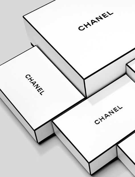 chanel boxes. #chanel #flatlay Chanel Box Packaging, Chanel Packaging, Luxury Box Packaging, Luxury Packaging Design, Modern Packaging, Chanel Box, Packaging Ideas Business, 카드 디자인, Box Packaging Design