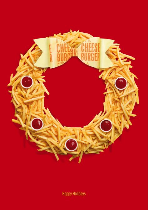 McDonald's: Wreath | Ads of the World™ Mc Donald Ads, New Year Ads, Christmas Advertising Design, Christmas Advertising, Christmas Posters, Leo Burnett, Digital Advertising Design, Wreath Candy, Christmas Campaign