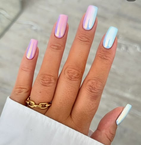 Summer Pastel Nails, Nail Designs Vacation, Nail Art Marble, Summer Nails Art Designs, Spring French Tip, Vacation Nail Ideas, Nails Shimmer, Nails Tropical, Nails Mermaid