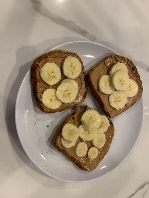 Peanut Butter Toast With Banana, Peanut Butter And Banana Toast, Peanut Butter On Toast, Peanut Butter Toast Aesthetic, Peanut Butter Aesthetic, Pb Banana Toast, Oatmeal With Peanut Butter, Peanut Butter Banana Toast, Toast With Banana