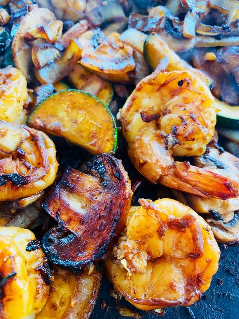 Blackstone Teriyaki Shrimp and Veggies Healthy Stir Fry Recipe, Shrimp And Veggies, Stir Fry Recipes Healthy, Stir Fry Shrimp Recipes, Teriyaki Shrimp, Teriyaki Stir Fry, Grilled Fish Recipes, Outdoor Cooking Recipes, Yum Sauce