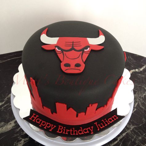 Chicago Bulls Cake - by Mari's Boutique Cakes Bulls Cake, Bull Cake, Chicago Bulls Cake, Jordan Cake, 12th Birthday Cake, Pastry Design, Basketball Cake, Sport Cakes, New Year's Cake