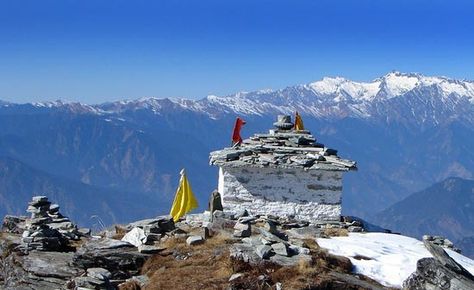 Chandrashila Peak Climb >>> If one is looking at a short 5-day trek in the Himalayas then look no further. This is one of the most enchanting short treks and lies in the #Garhwal region of Himalayas. #camping #trekker #trekking #ChandrashilaPeakClimb India Holidays, Nainital, Winter Destinations, Koh Tao, Hill Station, Adventure Activities, Tourist Places, Adventure Tours, India Travel