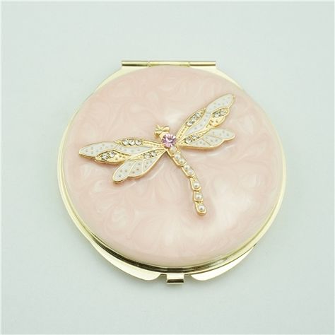 Pink compact mirror/Dragonfly compact mirror This enamel dragonfly compact mirror is a perfect gift for lady. It is covered with enamel glaze and mounted with bling-bling crystals. There are two mirrors inside. One regular mirror on top, the other 2x magnifying mirror on bottom. Vintage Pocket Mirror, Cute Pocket Mirror, Pocket Mirror Aesthetic, Compact Mirror Aesthetic, Cute Compact Mirror, Vintage Compact Mirror, Vintage Boho Outfit, Penyimpanan Makeup, Two Mirrors