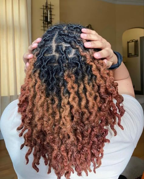 Loc Color Inspiration, Dread Hairstyles For Men Color, Dread Color Combos, Honey Brown Locs Men, Men Dyed Locs, Colored Locs Men, Dyed Dreads Men, Dye Dreads, Dread Color Ideas Locs