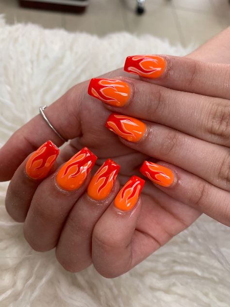 Fire Nails Orange Red Acrylic Red And Orange Flame Nails, Flame Nails Orange, Orange Flame Nail Designs, Fire Nails Orange, Orange Fire Nails, Red Orange Nails Design, Red Fire Nails, Orange And Red Nails, Red And Orange Nails