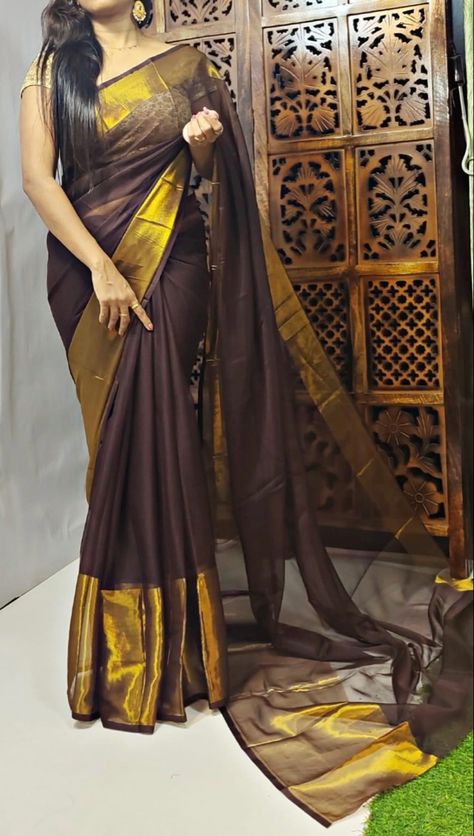 Chocolate Brown Saree, Coffee Brown Saree Combination Blouse, Brown Saree, Coffee Brown Color, Blouse Colour, Gold Border, Saree Look, Chiffon Saree, Coffee Brown