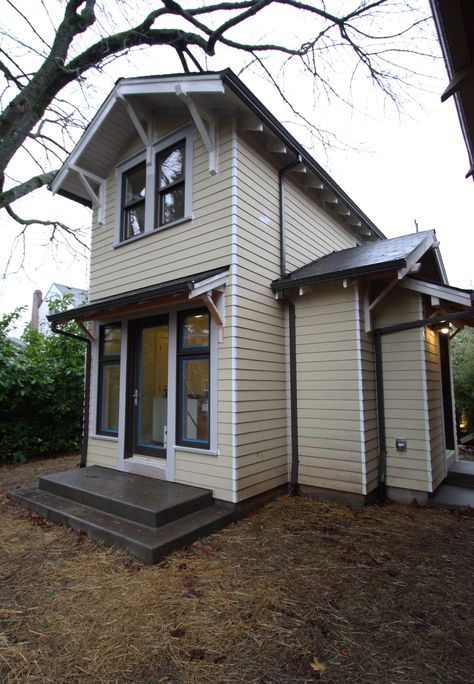 Alameda Ridge Accessory Dwelling Unit by Portland Home Builder Hammer & Hand Accessory Dwelling Unit, Board And Batten Siding, Renovation Design, Family House Plans, Granny Flat, Small Houses, Board And Batten, Photo Accessories, Family House