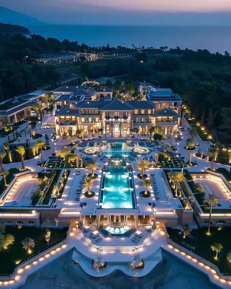 Introducing ‘The Aegean Splendor,’ a $100 million concept mansion that harmoniously blends Modern and Greek architectural styles, creating… | Instagram Dream House Pictures, Castle House Design, Big Mansions, Eksterior Modern, Luxury Houses Mansions, Dream Life House, Dream Mansion, A Mansion, Inspire Me Home Decor