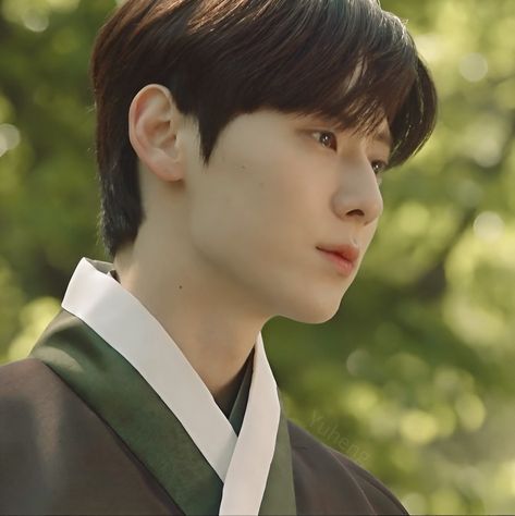 Alchemy Of Souls Yul, Hwang Minhyun Alchemy Of Souls, Alchemy Of Souls Seo Yul, Hwang Minhyun Icons, Seo Yul Alchemy Of Souls, Seo Yul, Dark Fantasy Novels, Do You Like Messi, Script Doctor