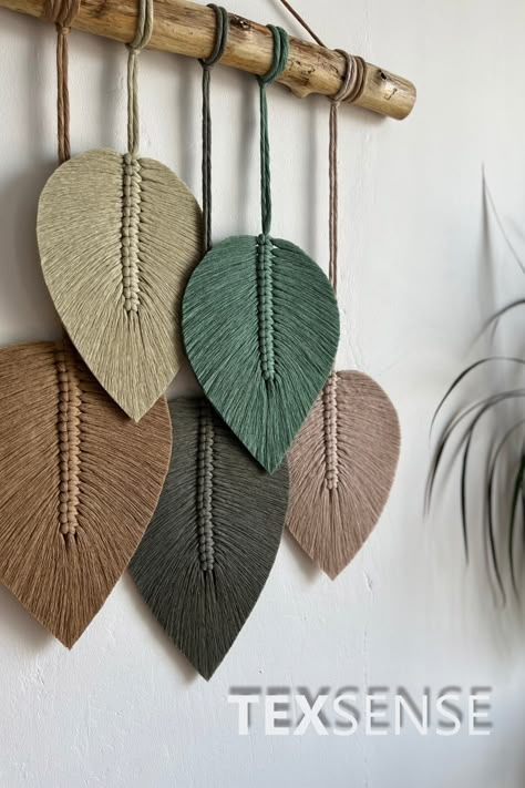 For a detailed tutorial on how to make a macrame leaf, see my YouTube channel! https://www.youtube.com/c/TEXSENSE/ Macrame Leaf Wall Hanging Tutorial, Easy Macrame Leaf, Leaf Pattern Macrame Tutorial, Makrame Leaf Diy, Macrame Leaf Template, Leaf Pattern Macrame, Macrame Leaf Wall Hanging, Macrame Designs, Macrame Leaf