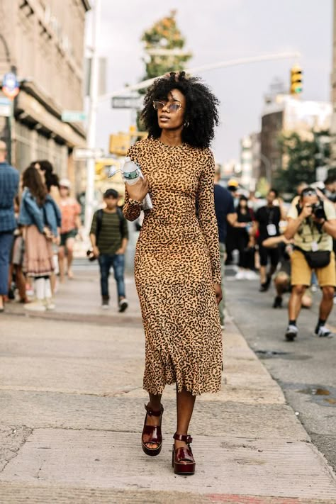 ⋆ pinterest: @noemikokke ⋆ Looks Street Style, Print Dresses, Mode Inspo, Animal Print Dresses, Mode Inspiration, Outfits Casuales, Look Fashion, Passion For Fashion, Women's Dresses