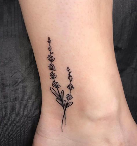 Lavender Ankle Tattoo, Small Lavender Tattoo, Lavender Tattoo Black, Lavender Tattoo Design, Lavender Tattoos, Maori Tattoo Frau, Tattoos Ankle, Tattoo Guide, Ankle Tattoo Designs