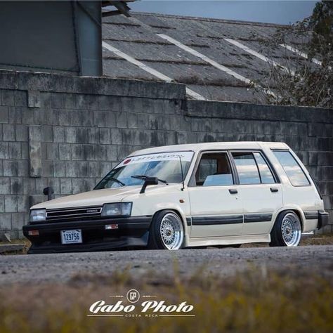 Toyota Tercel Carib 4wd Wagon #stance #gabophoto Toyota Tercel 4wd, Corolla Wagon, Cars Modified, Station Wagon Cars, Wagon Cars, Toyota Tercel, Wagon R, Rims For Cars, Drag Racing Cars