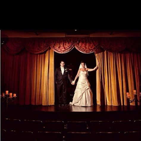 Theater: Wedding professional photo idea-- on stage at local theatre. Wedding ideas! Movie Theater Wedding, Woodstock Wedding, Theater Wedding, Rocker Glam, Chelsea Wedding, Theatre Wedding, Cinema Wedding, Wedding Vintage, Wedding Professional